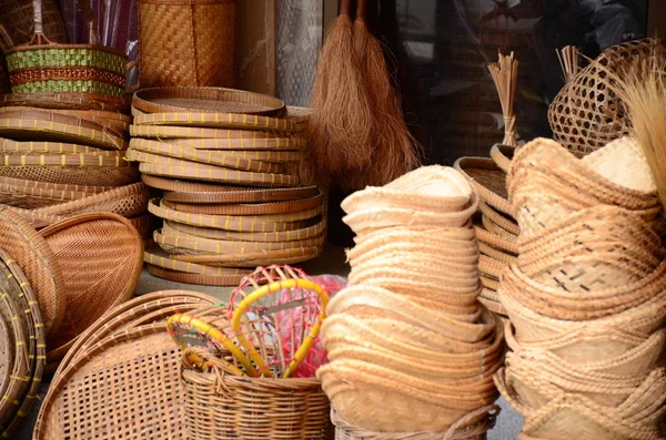 Flechtwerk Aus Bambus Auf Dem Marktplatz — Stockfoto