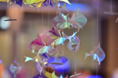 Parlak holografik balık dekorasyonu, soyut duvar kağıdı