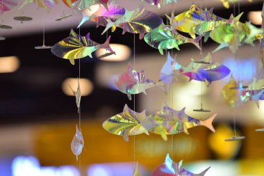 Parlak holografik balık dekorasyonu, soyut duvar kağıdı