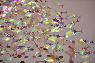 Parlak holografik balık dekorasyonu, soyut duvar kağıdı