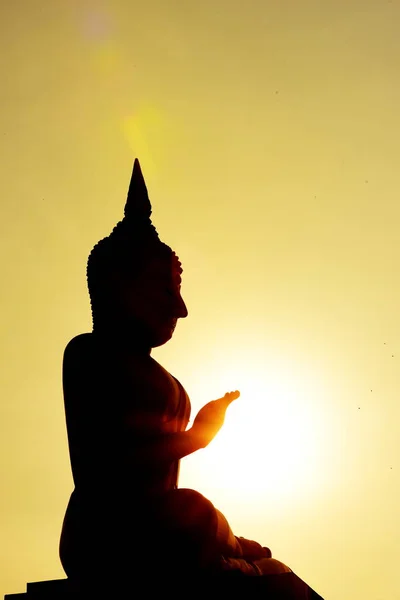 Tempel Und Buddha Statue Gegen Schönen Sonnenuntergang — Stockfoto