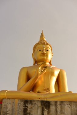 tapınak ve buda heykeli, bilgelik ışık yayıldı aydınlanma ile Budist gölge.