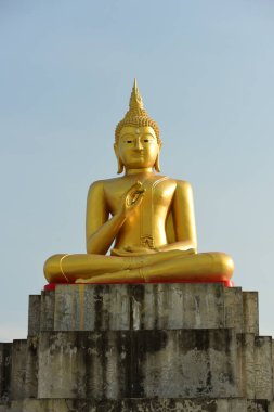 tapınak ve buda heykeli, bilgelik ışık yayıldı aydınlanma ile Budist gölge.