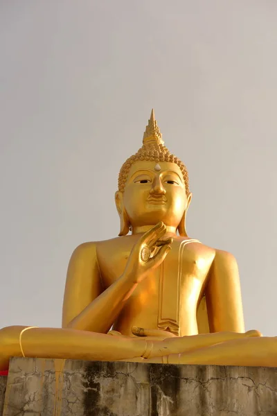 Temple Statue Bouddha Ombre Bouddhiste Avec Sagesse Illuminent Lumière Répandue — Photo