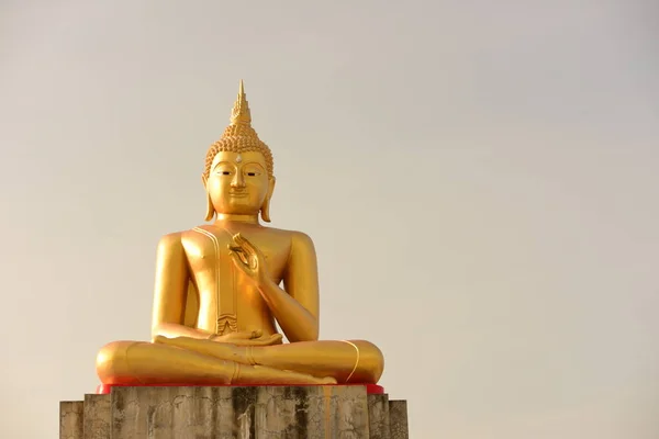 Templo Estátua Buddha Sombra Budista Com Sabedoria Iluminar Luz Espalhar — Fotografia de Stock