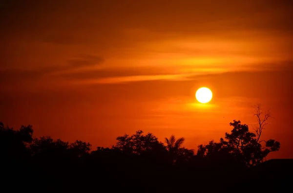 Úžasný Oranžový Západ Slunce Malebný Výhled — Stock fotografie