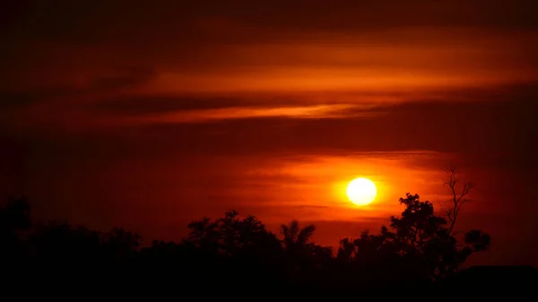 Úžasný Oranžový Západ Slunce Malebný Výhled — Stock fotografie