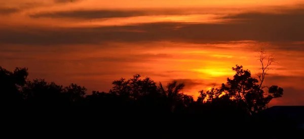 Schöner Sonnenuntergang Über Dem Meer — Stockfoto