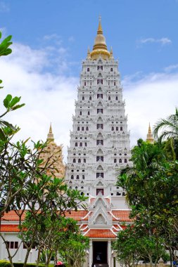 Pattaya. Tayland. Wat Yan Tapınağı karmaşık. Tapınak karmaşık ve Wat Yang Park Pattaya 20 km dir. Bu en sevdiğim yer dinlenme ve meditasyon Budistler Tayland Kraliyet ailesinin himayesi altında ve mucizevi kabul edilir