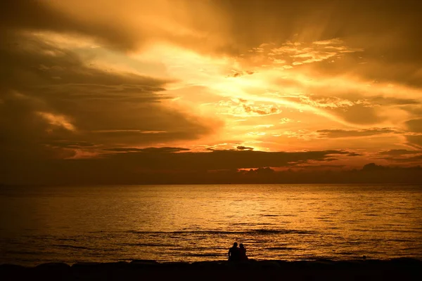 Belle Nature Vue Panoramique Coucher Soleil Dans Mer — Photo