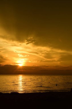 denizde güzel doğa manzara manzarası gün batımı 