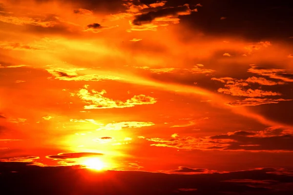 Rising Sun Golden Yellow Sky Beach Sea Early Morning — Stock Photo, Image