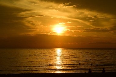 denizde güzel doğa manzara manzarası gün batımı 