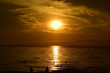 denizde güzel doğa manzara manzarası gün batımı 