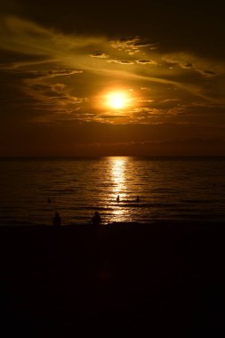 denizde güzel doğa manzara manzarası gün batımı 