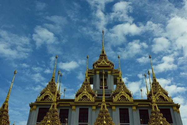 タイの寺院は寺院や塔で美しいです 首都の古い — ストック写真