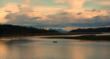 inanılmaz günbatımı doğa manzara 