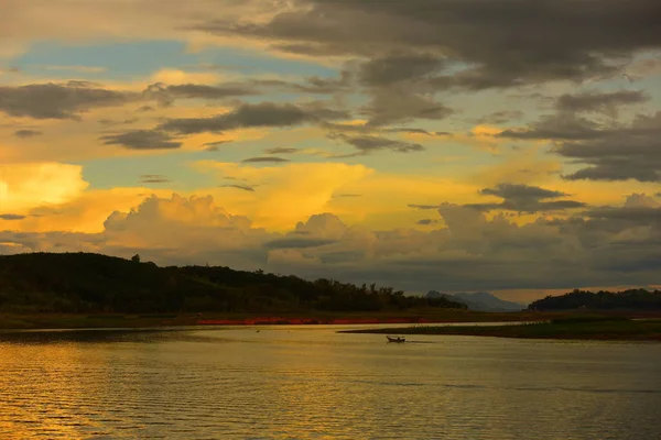 inanılmaz günbatımı doğa manzara 