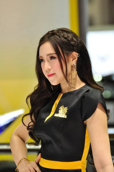 Thajsko Srpna 2018 Atraktivní Modely Pózující Autosalonu — Stock fotografie