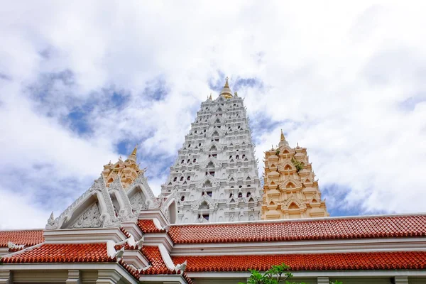 Gyönyörű Buddhista Templom Thaiföldön — Stock Fotó