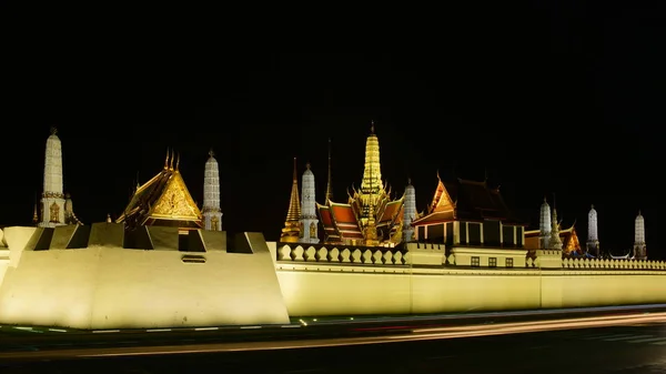Вид Традиционную Архитектуру Освещения Ночное Время Таиланд — стоковое фото