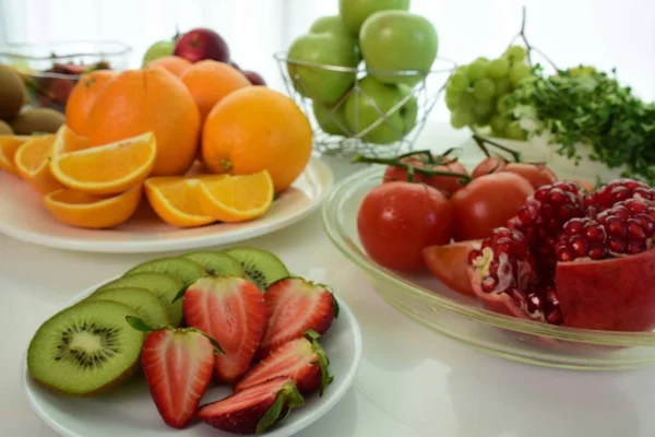 Close Frutas Fatiadas Mesa Cozinha — Fotografia de Stock