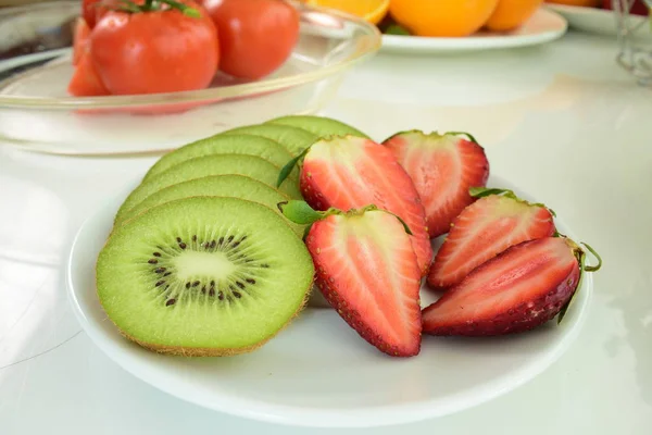 Primer Plano Las Frutas Rodajas Mesa Cocina — Foto de Stock