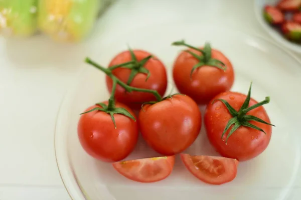 Close Ripe Fresh Tomatoes Plate — Stock Photo, Image