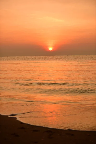 Jasny Zachód Słońca Nad Morzem Kolorowa Przyroda — Zdjęcie stockowe