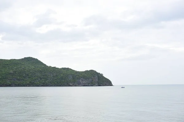 Bela Paisagem Costeira Mar Com Montanhas — Fotografia de Stock