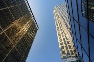 Modern şehir binaları