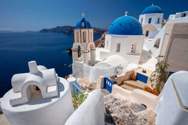 Oia Santorini Bilden Berömda Kykladerna Byn Oia Ligger Santorini South — Stockfoto