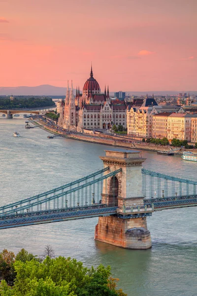 Budapest Ungarisch Luftbild Von Budapest Mit Szechenyi Kettenbrücke Und Parlamentsgebäude — Stockfoto