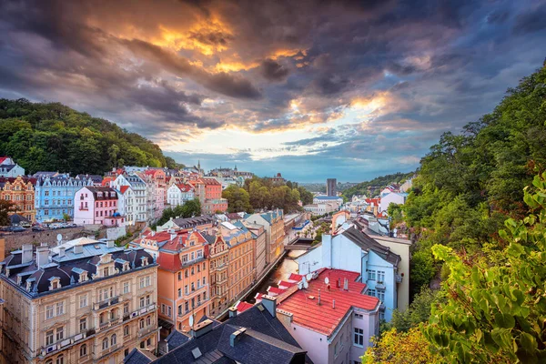 Karlovy Vary Česká Republika Letecký Snímek Karlových Varů Který Nachází — Stock fotografie