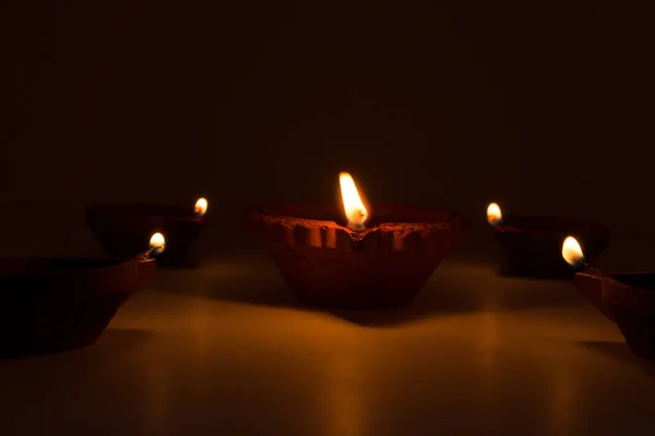 Diwali Diyas Terakoty Ciemnym Tle Które Używane Oświetlenie Domu Podczas — Zdjęcie stockowe