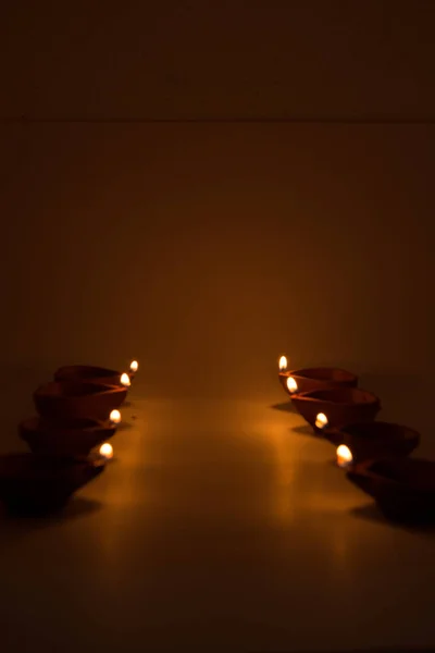 Diwali Diyas Terakoty Ciemnym Tle Które Używane Oświetlenie Domu Podczas — Zdjęcie stockowe