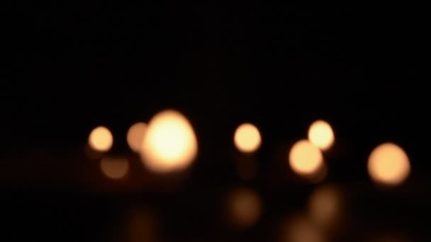 Diyas Τερακότα Diwali Σκούρο Φόντο Που Χρησιμοποιούνται Για Φωτισμό Επάνω — Αρχείο Βίντεο