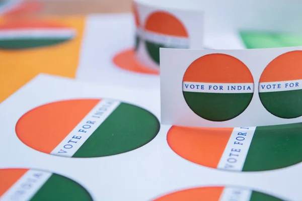 Concept d'élection indienne, autocollants montrant vote pour une meilleure Inde . — Photo