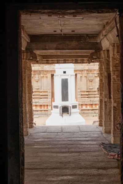 Malyavanta Raghunatha Tapınağı'nın İç Görünümü, Hampi, Karnataka — Stok fotoğraf