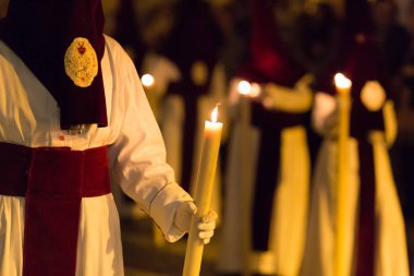 Marchena, Sevilla, İspanya - 28 Mart 2018: Kutsal hafta Marchena, Seville ('Semana Santa') alay. Kutsal Çarşamba öğleden sonra. Tevazu kardeşlik alay