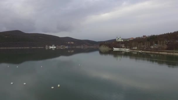 Vista Aérea Igreja Cidade — Vídeo de Stock