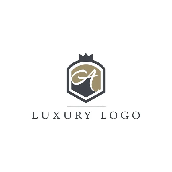 Lyx Brev Monogram Vektor Logotypdesign Ett Brev Shield Logo Illustration — Stock vektor