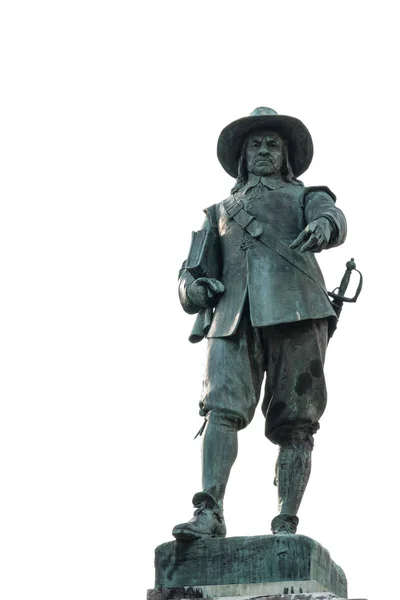 Statue of Oliver Cromwell in his home town St Ives in Cambridges — Stock Photo, Image