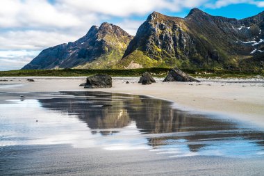 Uzun pozlama Flakstad Beach, Lofoten Adaları, Norveç