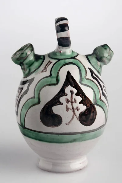 Małe Tradycyjne Hiszpańskie Dzbanek Pitnej Ceramicznych Prowincji Teruel Aragn Hiszpania — Zdjęcie stockowe