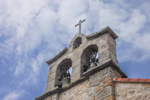 Torentje Tegen Wolkenlucht Van Hermitage Santiago Apostol Collado Villalba Provincie — Stockfoto