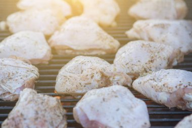 kömür ızgara tavuk