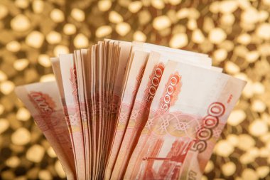 Rusya Rublesi para kavramı kazanmak Rus parası 5000 ruble banknot portre, makro yakın çekim