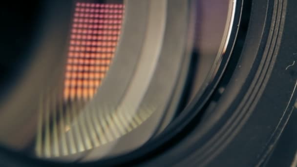 Riflessione delle lenti della fotocamera DSLR — Video Stock