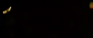 Doğal anamorfik mercek parlaması ve ışık sızıntısı ve ışın